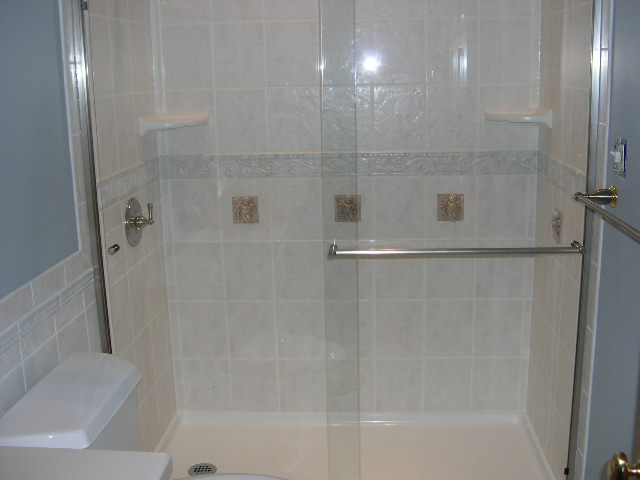 arched bulkhead shower